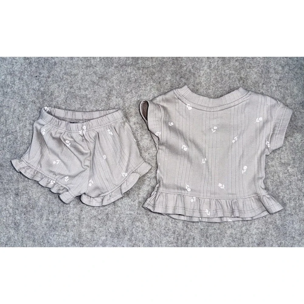 Cloud Island Baby Girls Newborn 2 Piece Set Shorts Shirt Tan Flowers